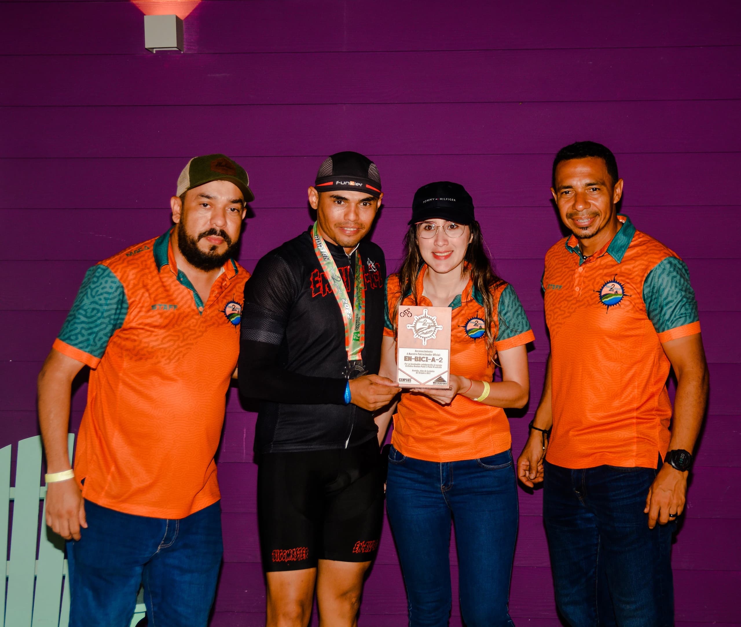 Roatán Point 2 Point — ciclismo roatan id 49. Fotografía Adonis Maradiaga.