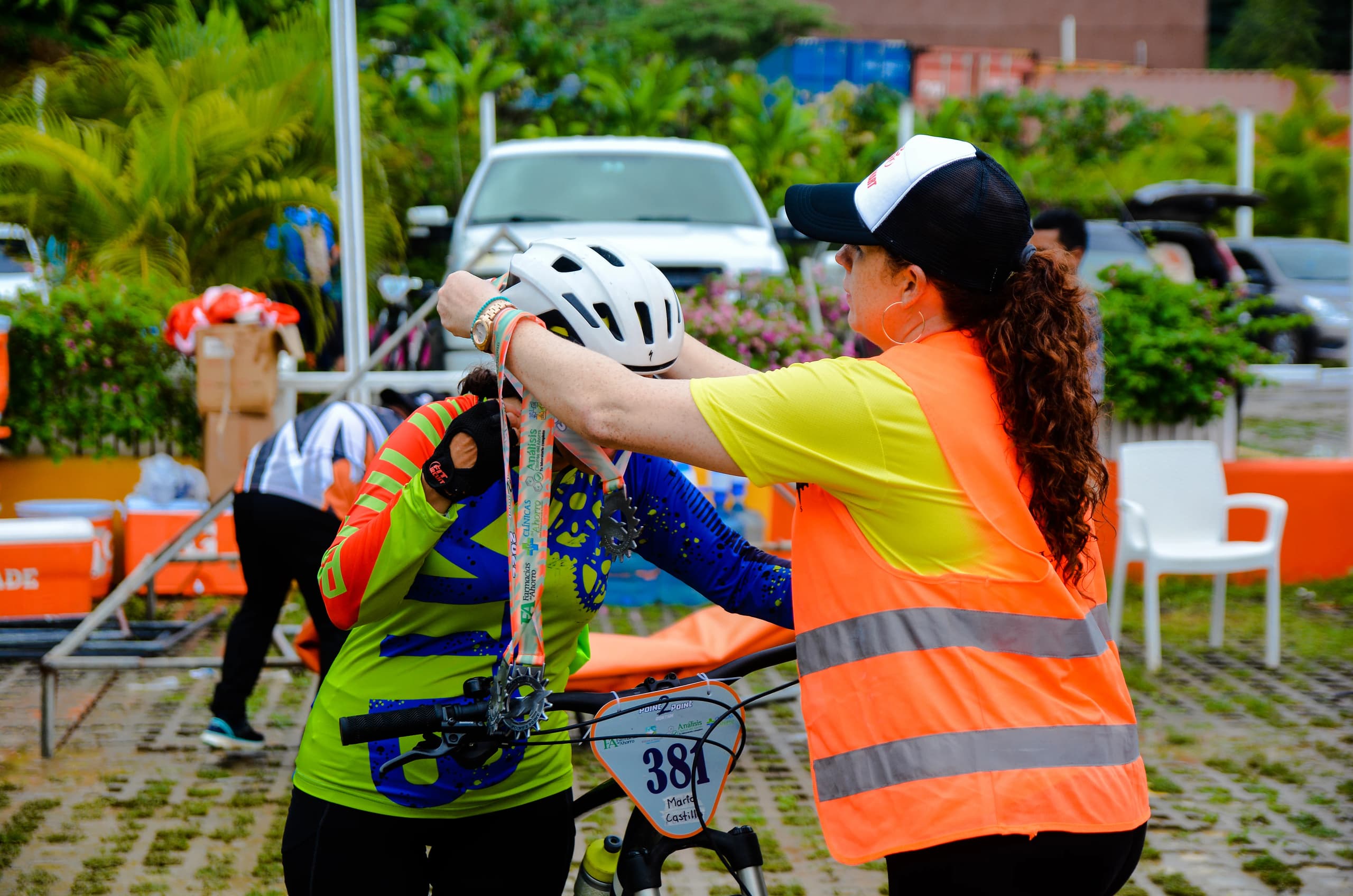 Roatán Point 2 Point — ciclismo roatan id 57. Fotografía Adonis Maradiaga.