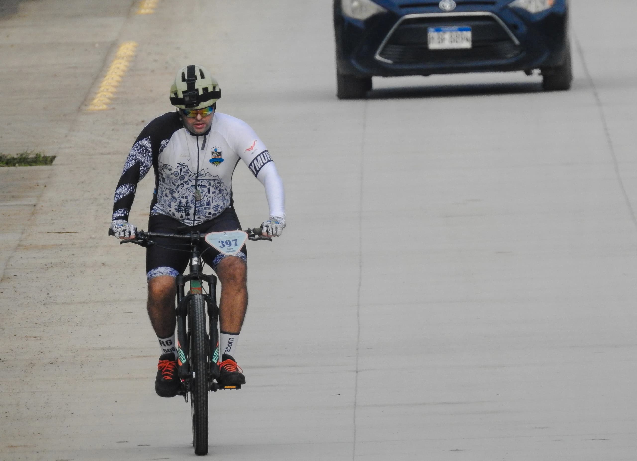Roatán Point 2 Point — ciclismo roatan id 67. Fotografía Adonis Maradiaga.