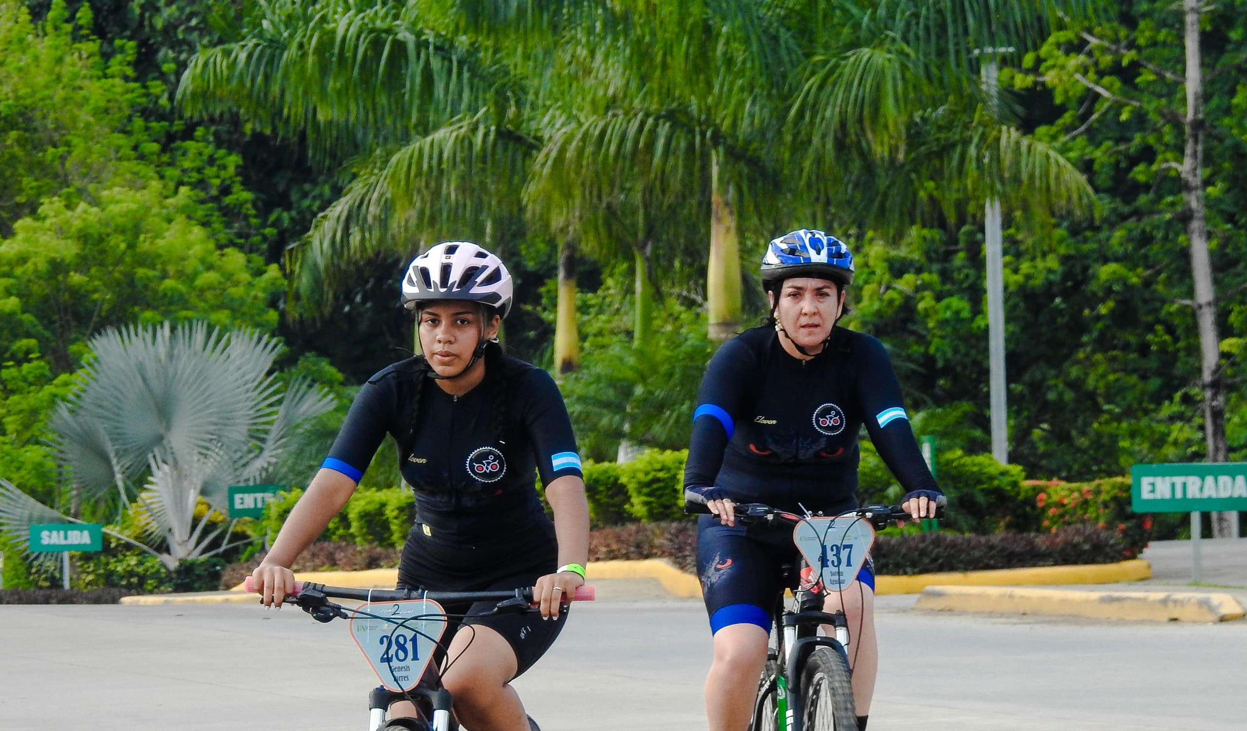 Roatán Point 2 Point — ciclismo roatan id 73. Fotografía Adonis Maradiaga.