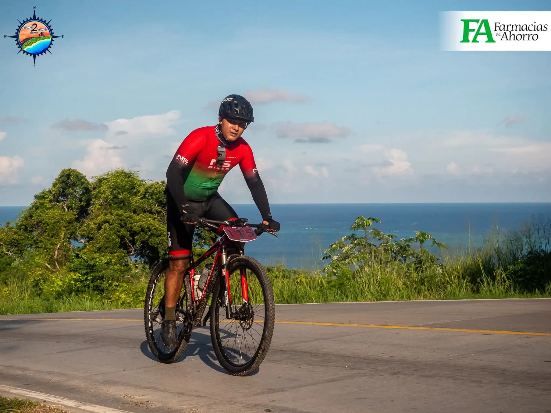 Roatán Point 2 Point — ciclista mtb ns bikes rockshox dorsal 115 mar.