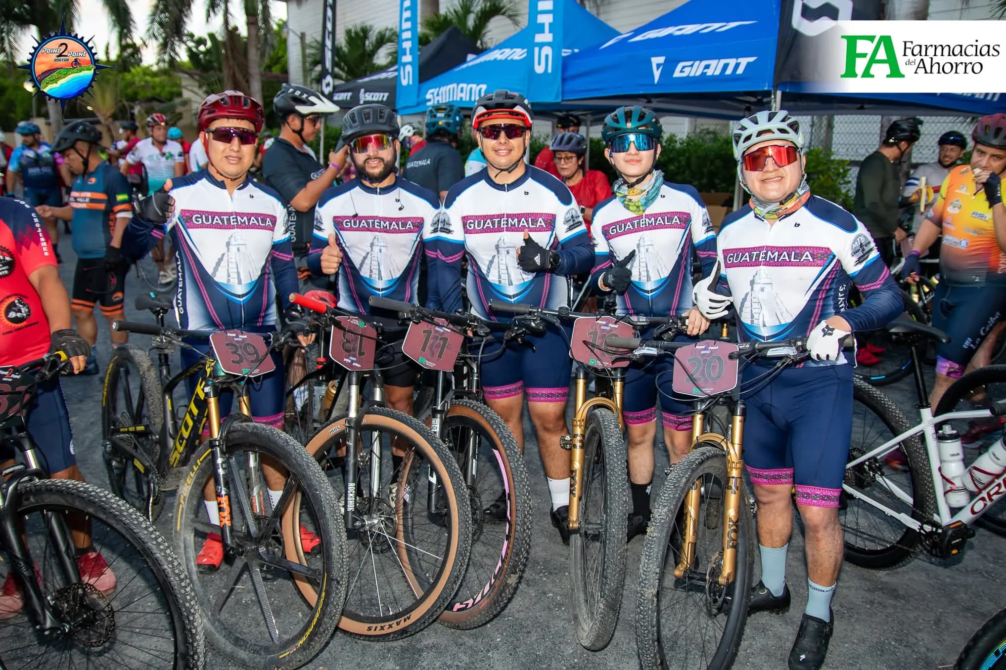 Roatán Point 2 Point — seleccion guatemala mtb giant shimano scott.